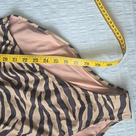 NWT*J CREW Front-twist one-piece in zebra stripe womens size 22 style# BK543 - Picture 13 of 13